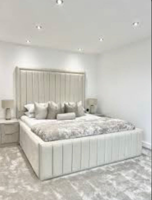 King’s Designer Chesterfield Wing Bed