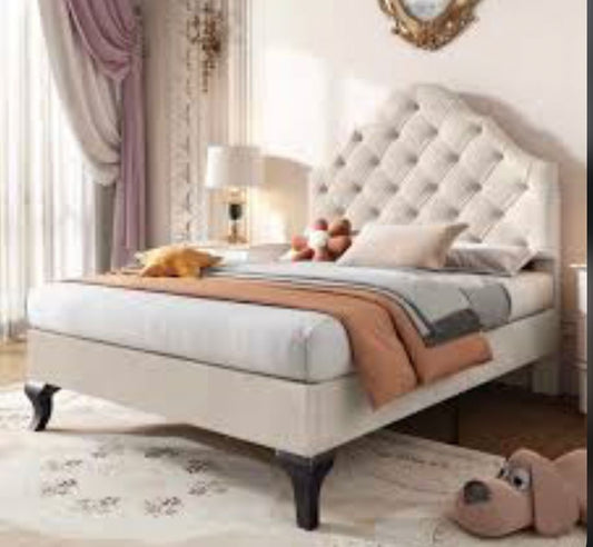 King’s Designer Elegant Chesterfield