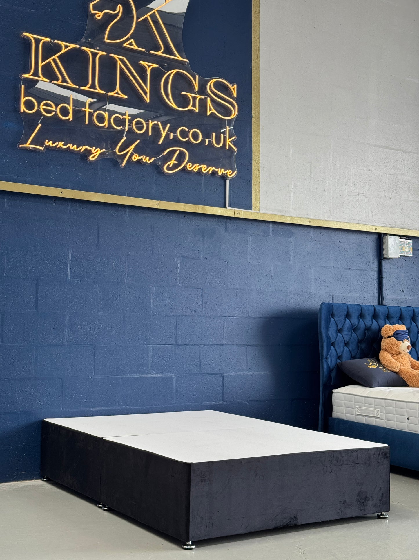 King’s Divan Range